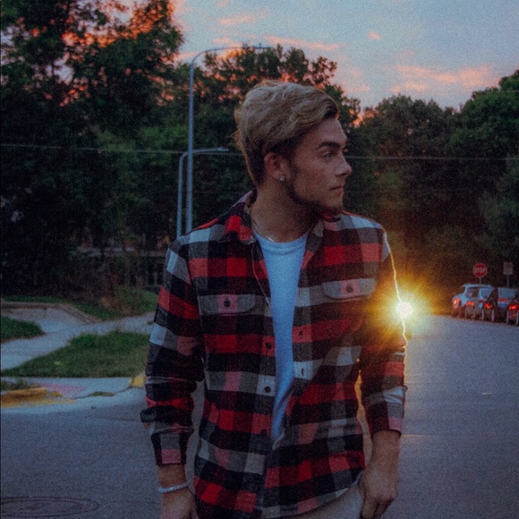 Meet the posher - Picture 3 of 3